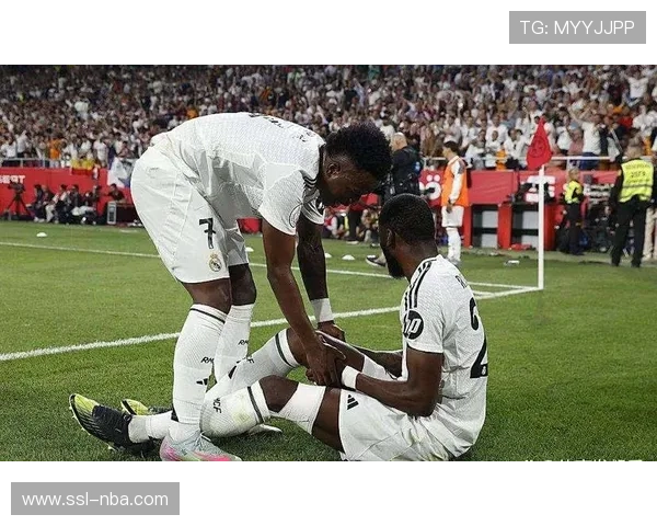 尤文图斯遭遇后防伤病困扰 攻防效率全面下滑影响欧冠前景 尤文图斯遭遇后防伤病困扰 攻防效率全面下滑影响欧冠前景