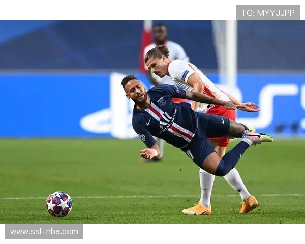 法甲争冠大变天：朗斯时隔21年重返榜首，传统格局受挑战