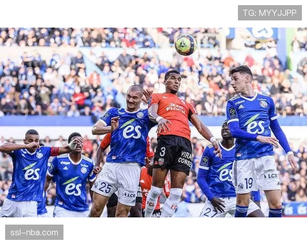 现场直击：洛里昂前锋在反击中单刀破门，完成本赛季法甲最快进球（开场第28秒）